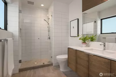7337 10th Avenue NW, Seattle, WA 98117 - Photo 25