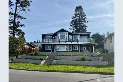 5102 Kingsway, Anacortes, WA 98221 - Photo 1