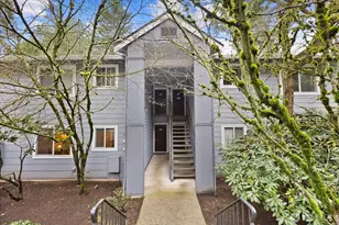 10018 NE 127th Pl, Kirkland, WA 98034 - Photo 1