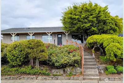 4484 140th Avenue SE, Bellevue, WA 98006 - Photo 1