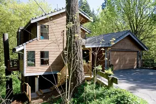 18208 29th Ave NE, Lake Forest Park, WA 98155 - Photo 1