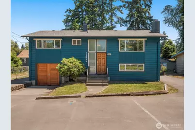 11822 10th Avenue, Seattle, WA 98168 - Photo 1