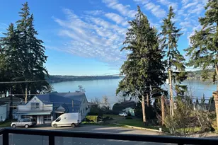 4171 W Lake Sammamish Pkwy SE, Bellevue, WA 98008 - Photo 1
