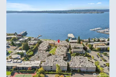 215 5th Avenue S #C202, Kirkland, WA 98033 - Photo 1