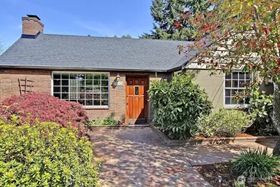 13522 39th Avenue NE, Seattle, WA 98125 - Photo 1