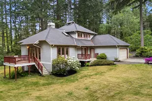 7983 NE Walden Ln, Bainbridge Island, WA 98110 - Photo 1