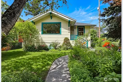 7559 14th Avenue NW, Seattle, WA 98117 - Photo 1