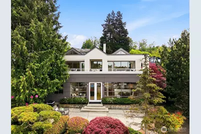 3607 W W Commodore Way, Seattle, WA 98199 - Photo 1