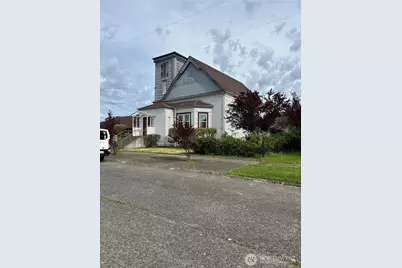 807 W 1st Street, Aberdeen, WA 98520 - Photo 1