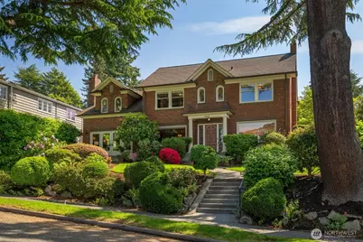 3608 43rd Avenue NE, Seattle, WA 98105 - Photo 1