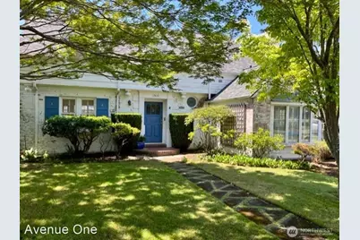 2425 43rd Avenue W, Seattle, WA 98199 - Photo 1