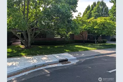 212 S Division Street, Walla Walla, WA 99362 - Photo 1