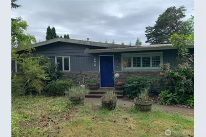 2015 151st Avenue SE, Bellevue, WA 98007 - Photo 1