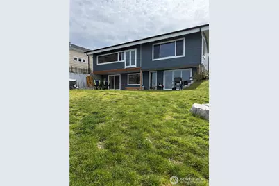3024 SW 300th Place, Federal Way, WA 98023 - Photo 1