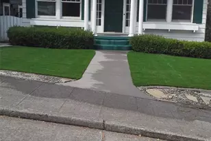 2423 Nob Hill Ave N, Seattle, WA 98109 - Photo 1
