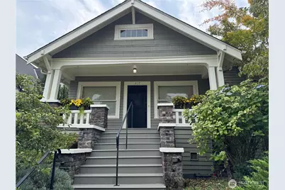 407 Smith Street, Seattle, WA 98109 - Photo 1