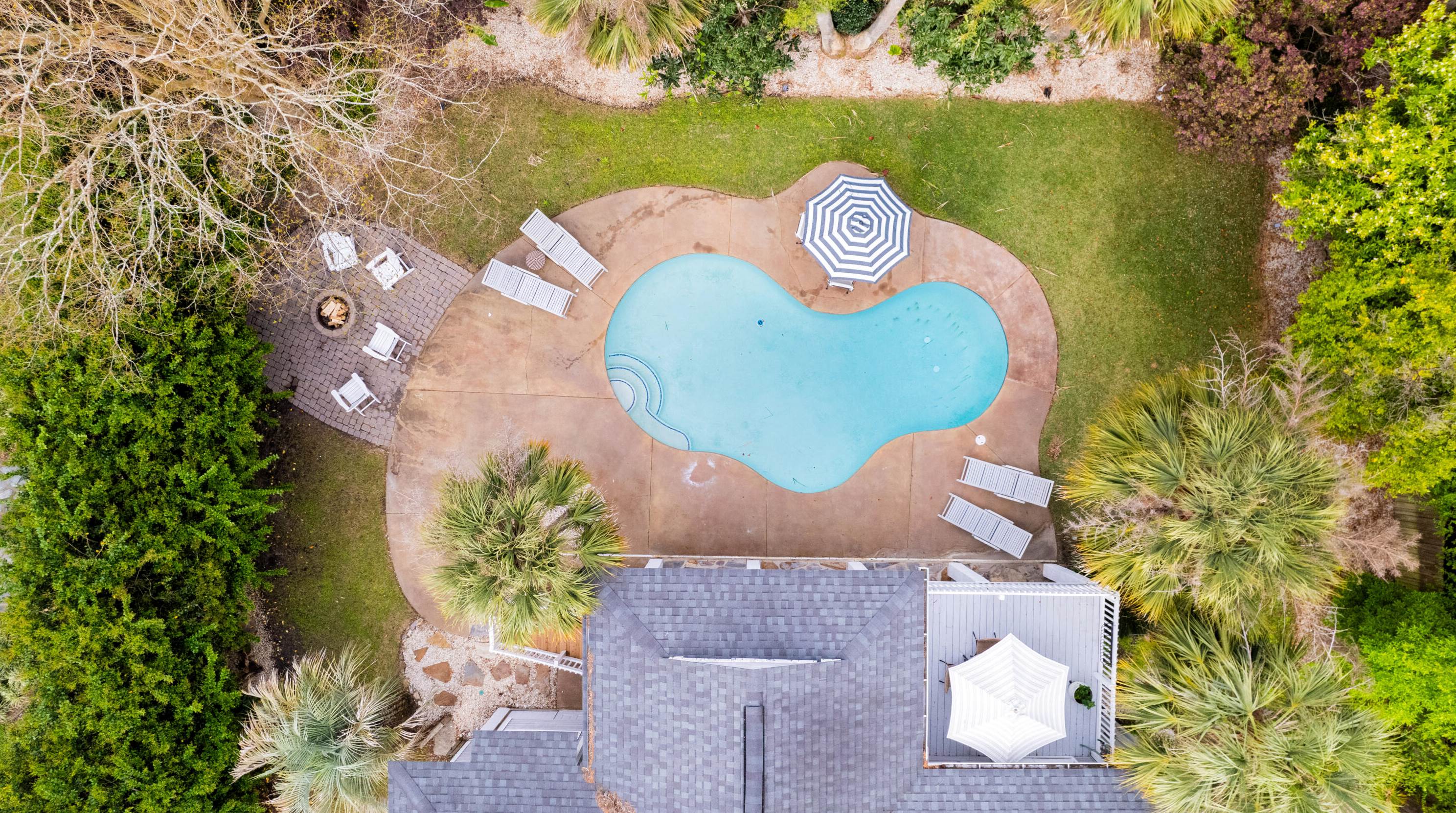 221 Mill Creek Dr, Charleston SC  29407 exterior
