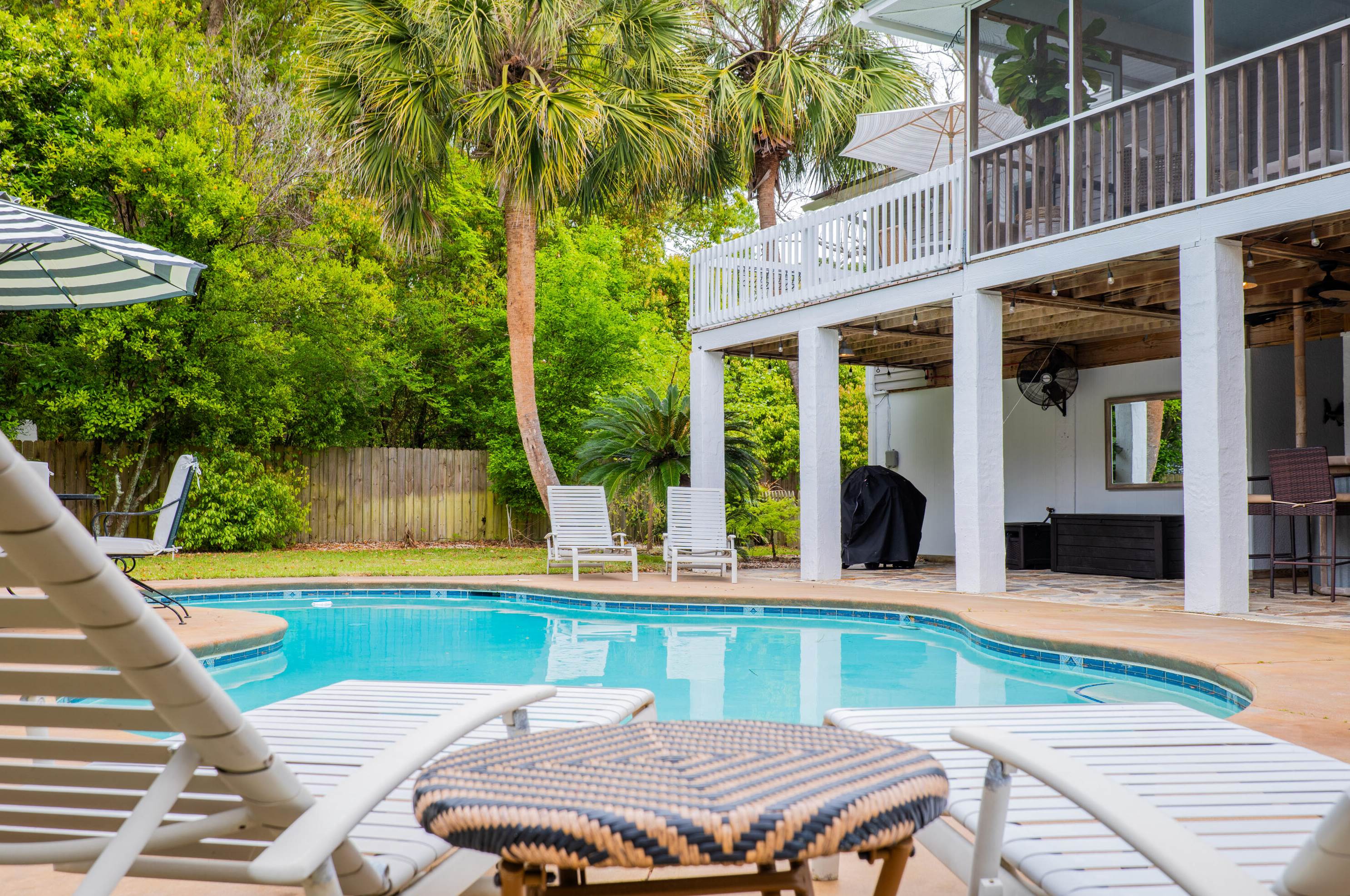 221 Mill Creek Dr, Charleston SC  29407 exterior