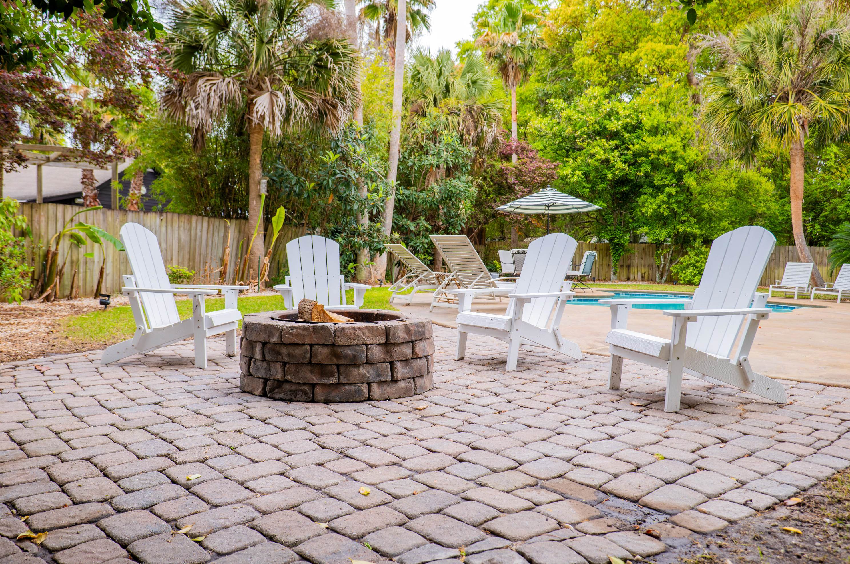 221 Mill Creek Dr, Charleston SC  29407 exterior