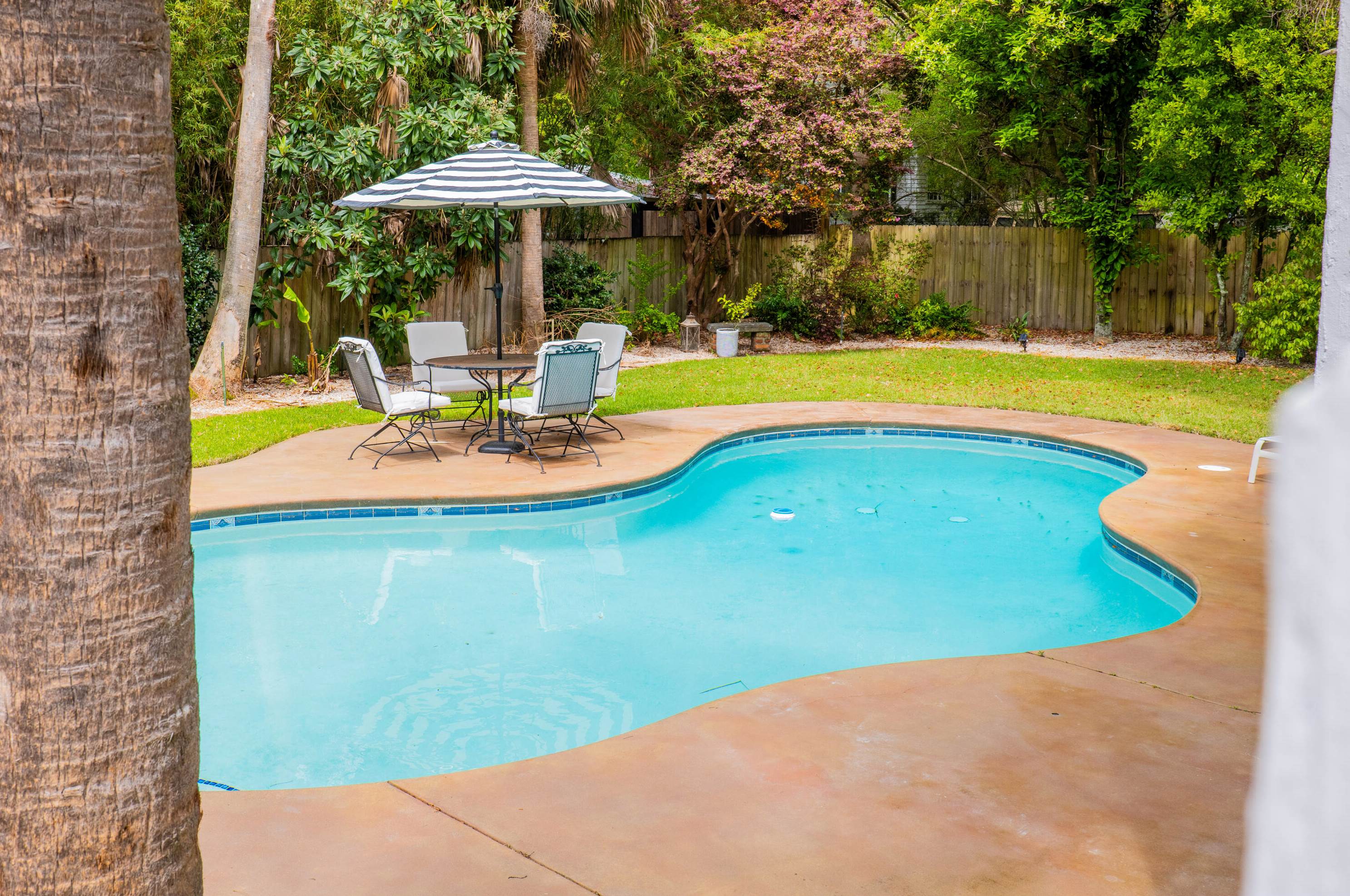 221 Mill Creek Dr, Charleston SC  29407 exterior