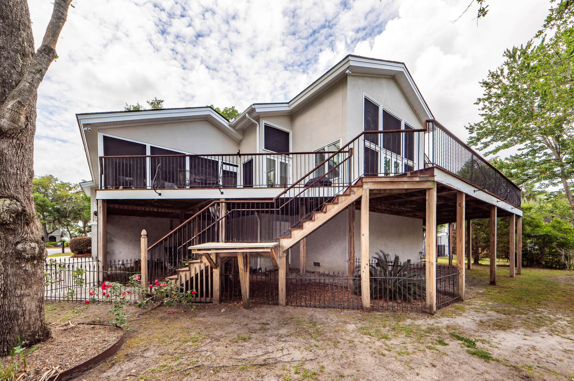 2128 Rookery Ln, Charleston SC 29414-5355 exterior