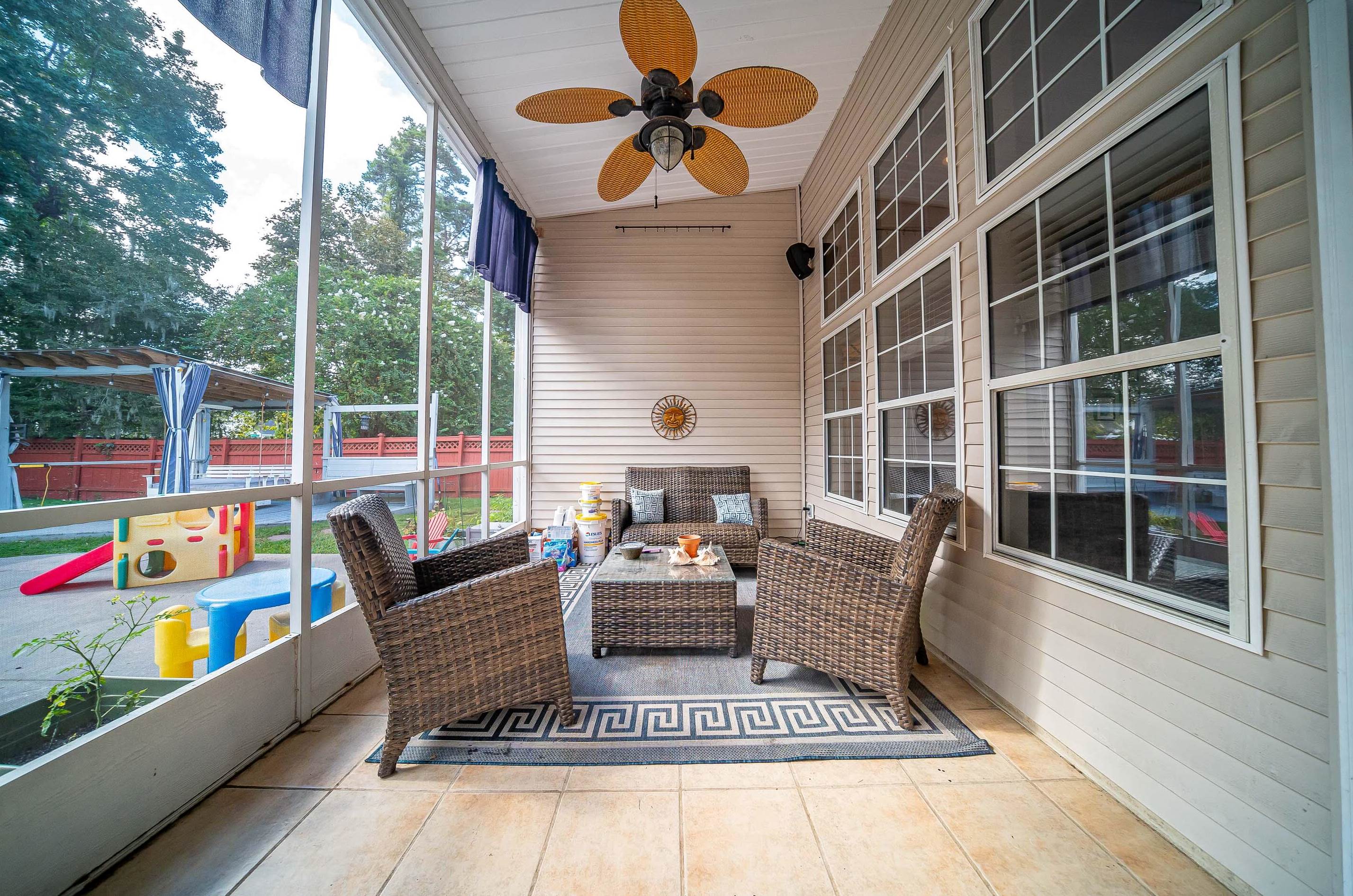 421 Blue Jasmine Ln, Charleston SC 29414-9060 exterior