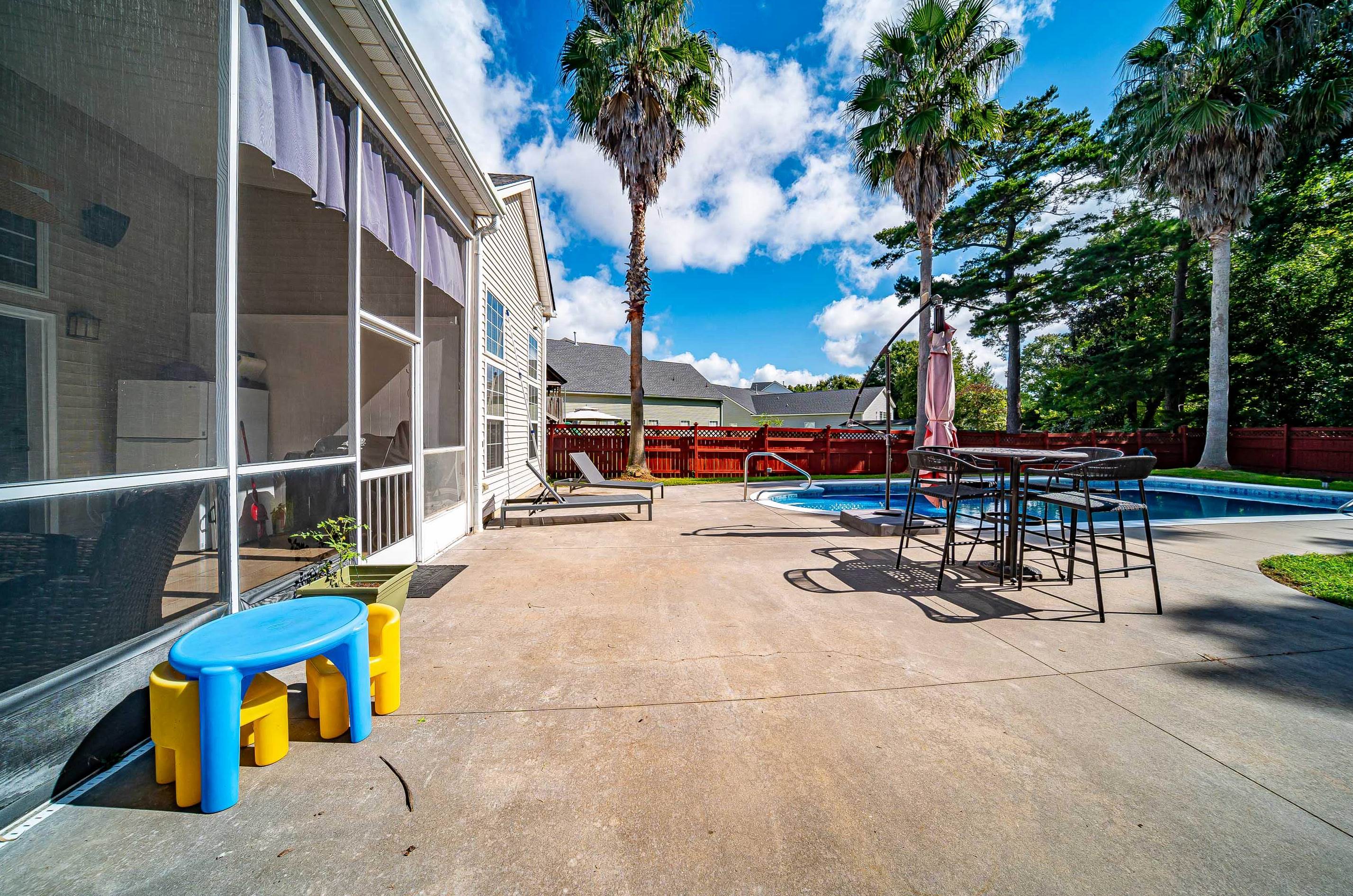 421 Blue Jasmine Ln, Charleston SC 29414-9060 exterior