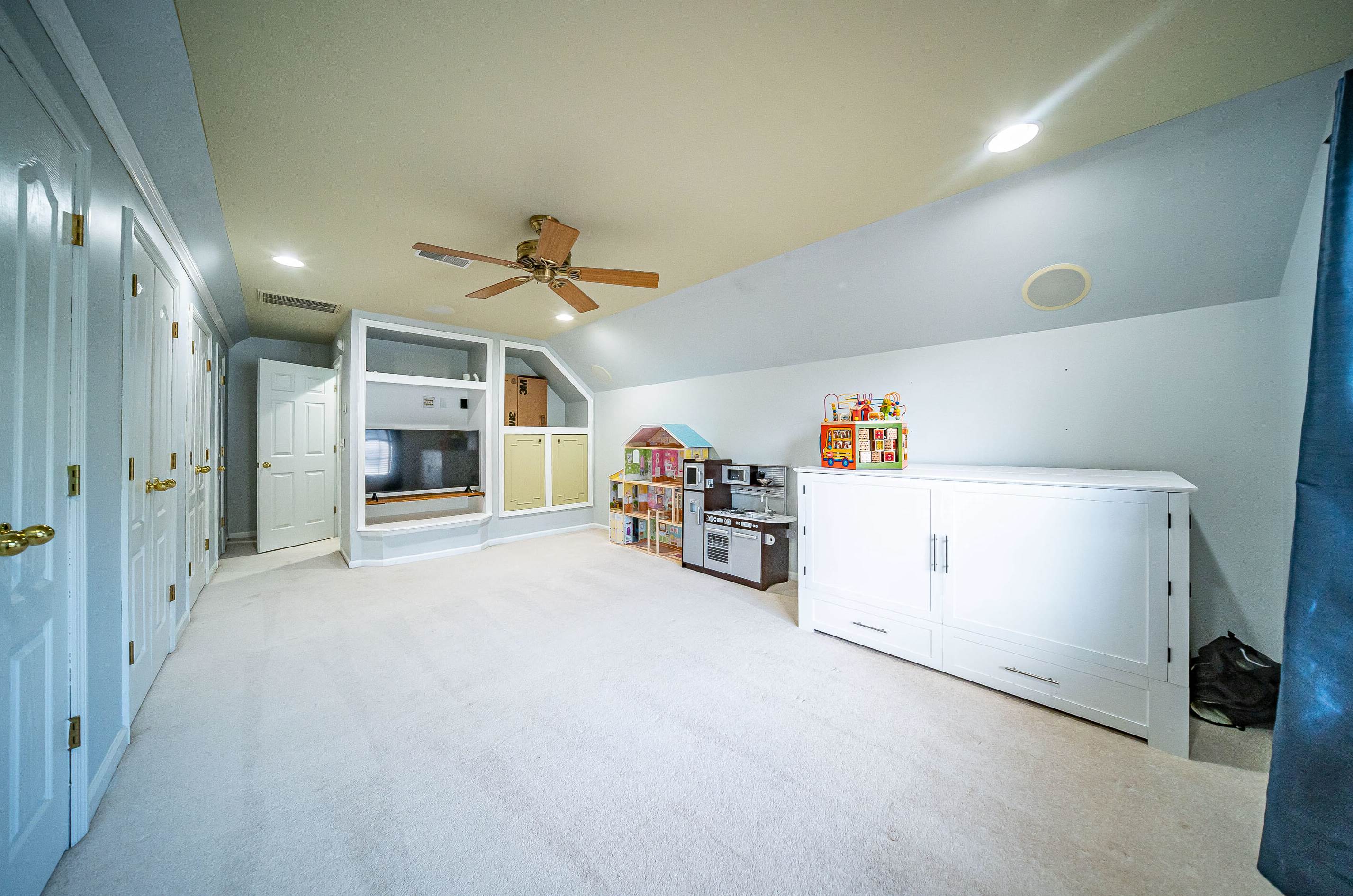 421 Blue Jasmine Ln, Charleston SC 29414-9060 exterior