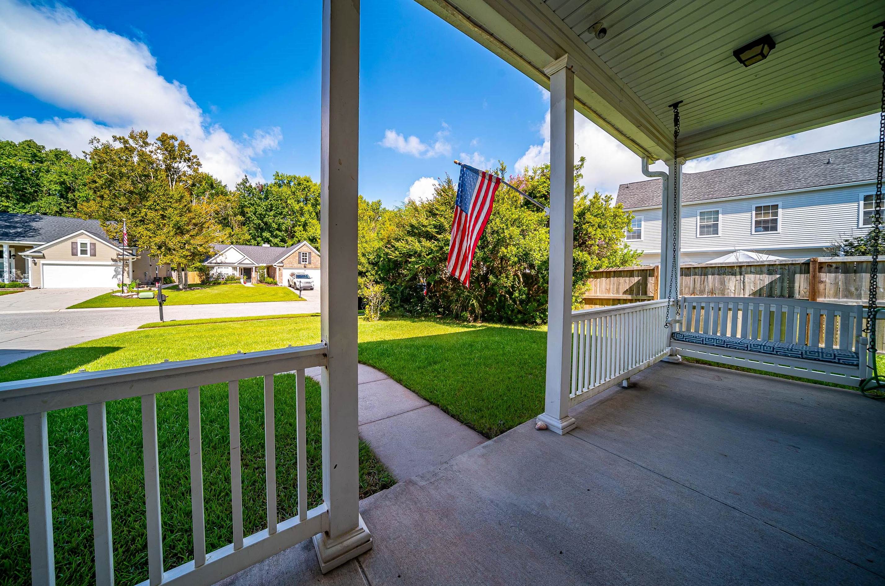 421 Blue Jasmine Ln, Charleston SC 29414-9060 exterior