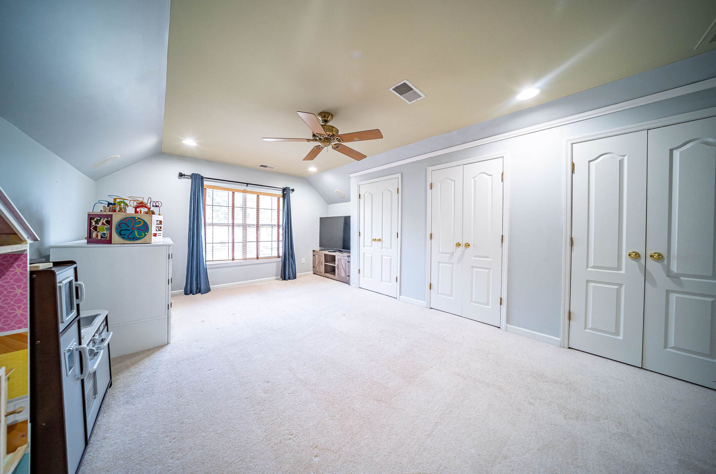 421 Blue Jasmine Ln, Charleston SC 29414-9060 exterior