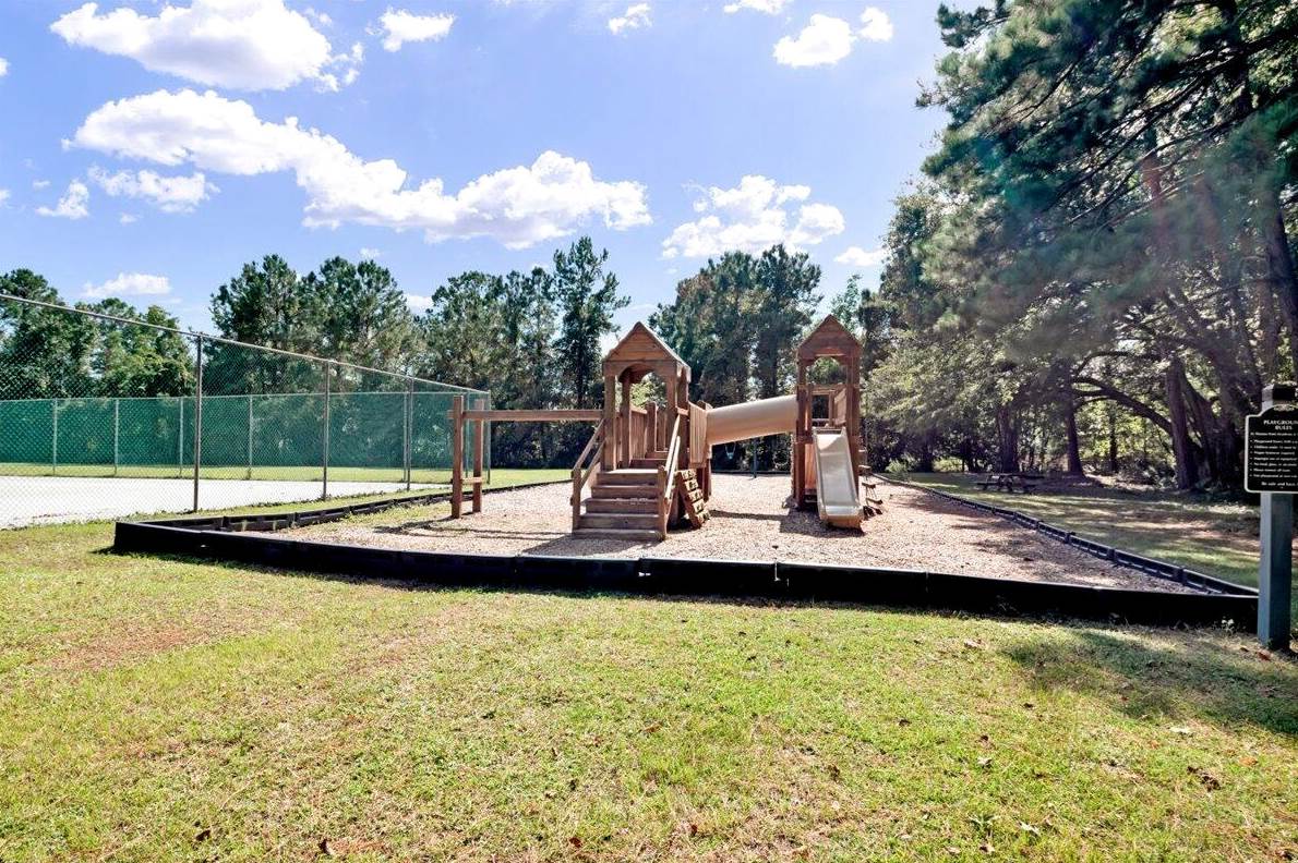 234 Ashmont Dr, Charleston SC 29492-7811 exterior