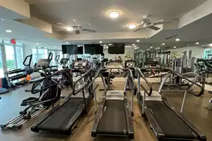 221 Plaza Ct S, Mount Pleasant, SC 29464 - Photo 23