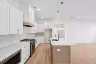 742 Blueway Ave, Summerville, SC 29486 - Photo 11