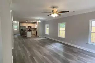 522 Miracle Dr, Eutawville, SC 29048 - Photo 9