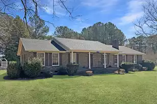 243 Country Club Blvd, Saint George, SC 29477 - Photo 3