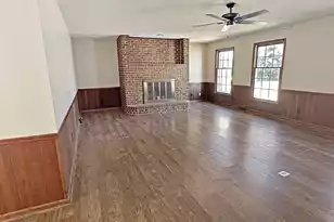 243 Country Club Blvd, Saint George, SC 29477 - Photo 5