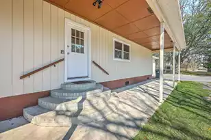 106 Mayrant St, Summerville, SC 29483 - Photo 29