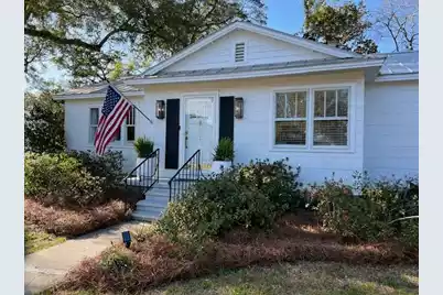 682 McCants Drive Drive, Mount Pleasant, SC 29464 - Photo 3