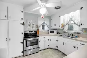 702 Erie Ave E, Folly Beach, SC 29439 - Photo 47