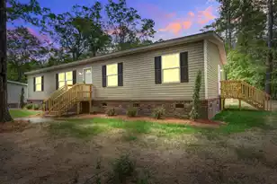 413 Peacock Ln, Summerville, SC 29486 - Photo 7