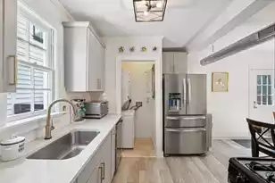 21 America St, Charleston, SC 29403 - Photo 9