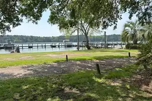 1062 Golf Cart Ln, Summerton, SC 29148 - Photo 5