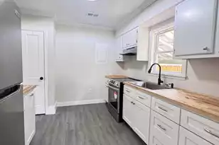 109 Alexander St, Walterboro, SC 29488 - Photo 11