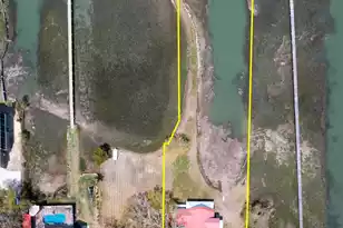 1214 Tabby Dr, Folly Beach, SC 29439 - Photo 7