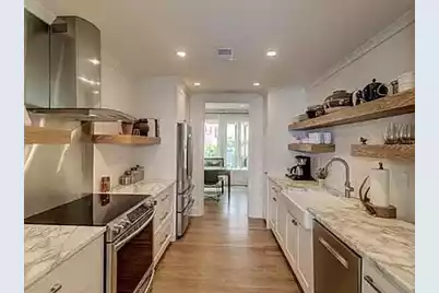 330 Concord Street #Th 21, Charleston, SC 29401 - Photo 5