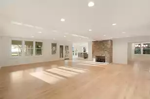 2423 Bay Street S, Georgetown, SC 29440 - Photo 9