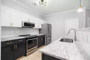 200 Bucksley Ln, Charleston, SC 29492 - Photo 9