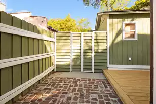 34 Pinckney St, Charleston, SC 29401 - Photo 35