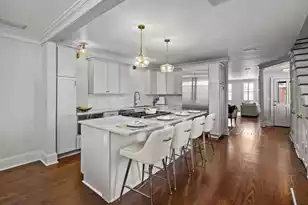 34 Pinckney St, Charleston, SC 29401 - Photo 11