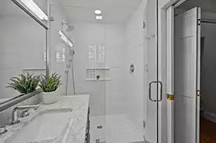 34 Pinckney St, Charleston, SC 29401 - Photo 25